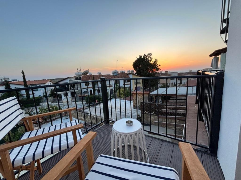 Venus Lighthouse 2B, Sea-View, Paphos Center Apartment Exterior photo